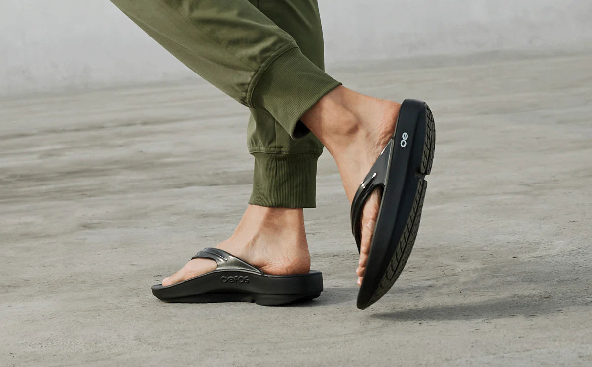 OOmega OOlala Thong Sandal