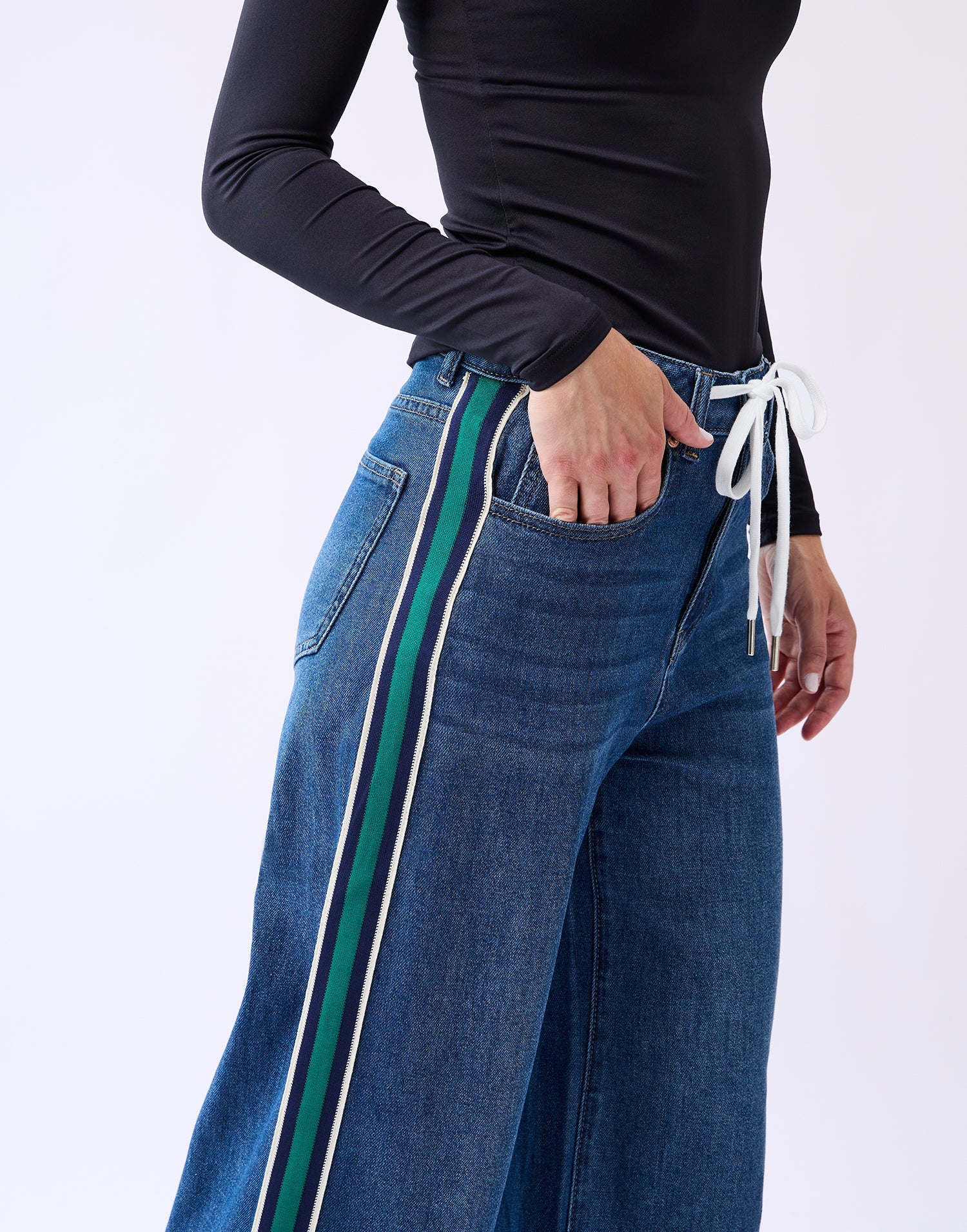 Wide Leg Classic Side Stripe