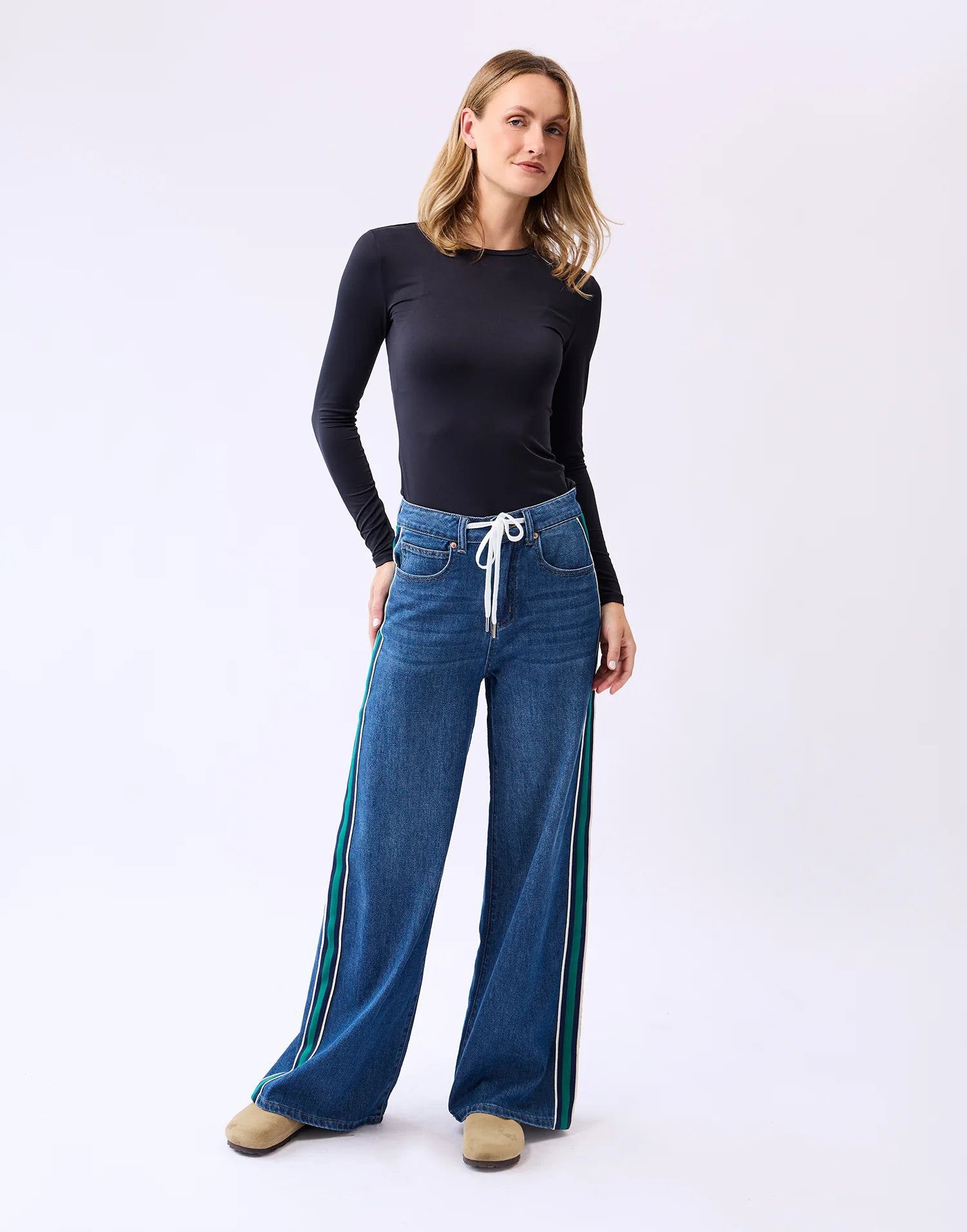Wide Leg Classic Side Stripe