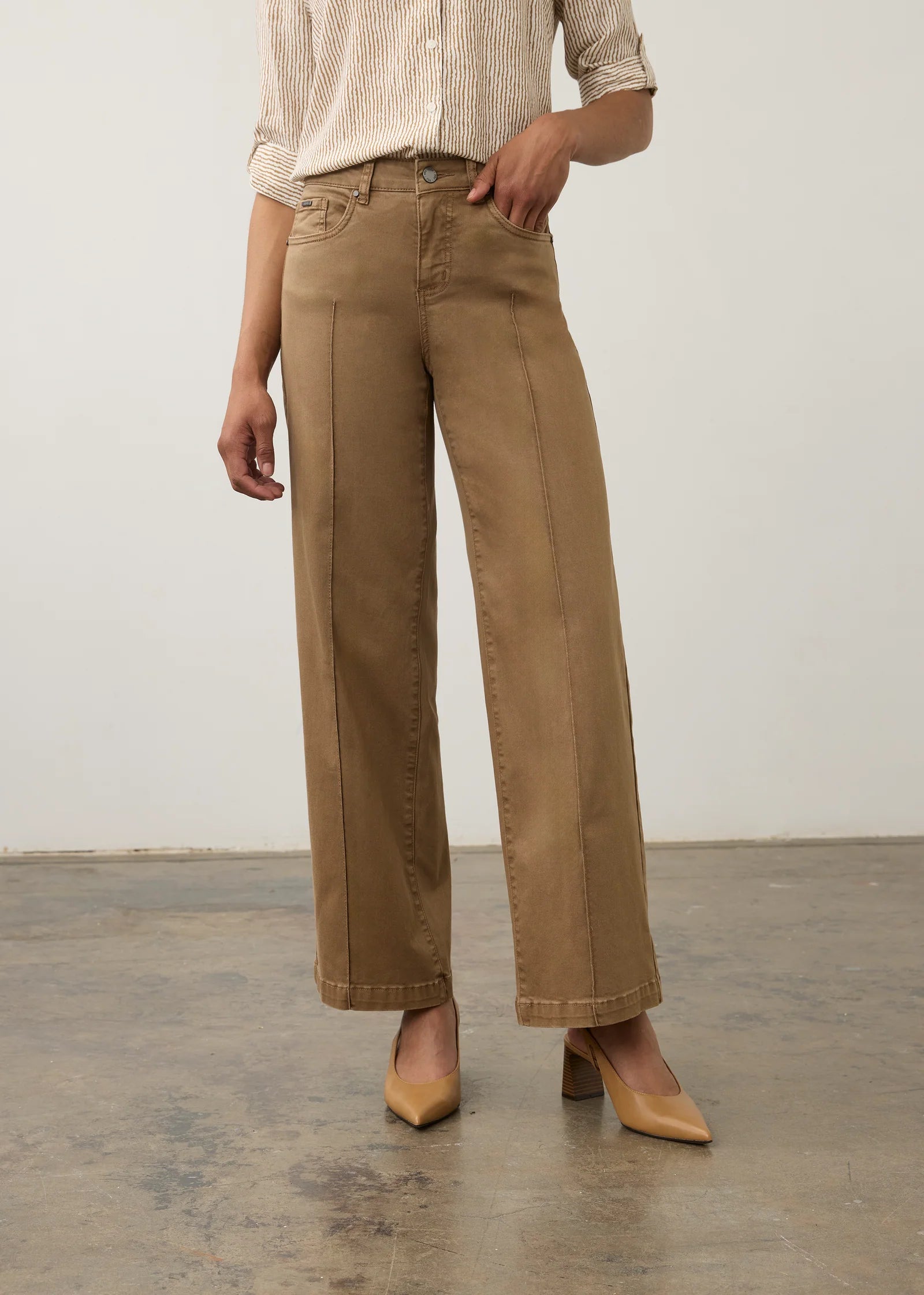 Olivia Wide Leg Pintuck 2447511
