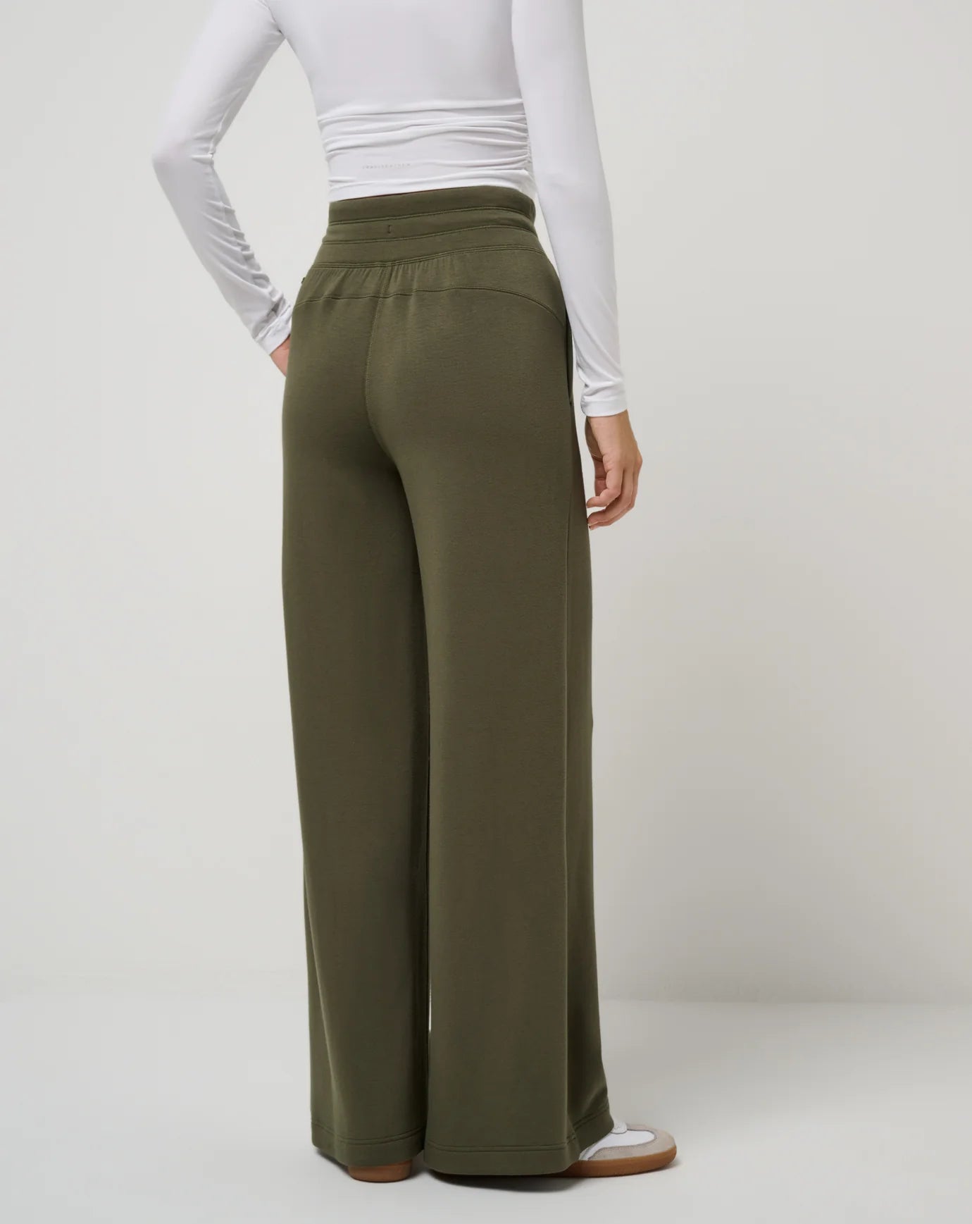 Skyloft Soft Wide Leg
