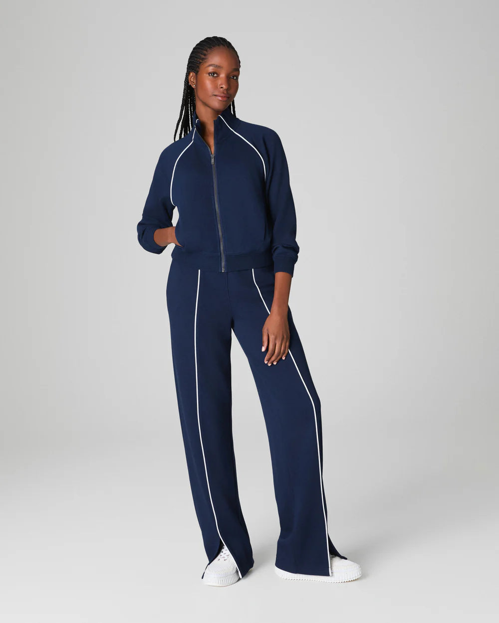 Airessentials Straight Leg Pant