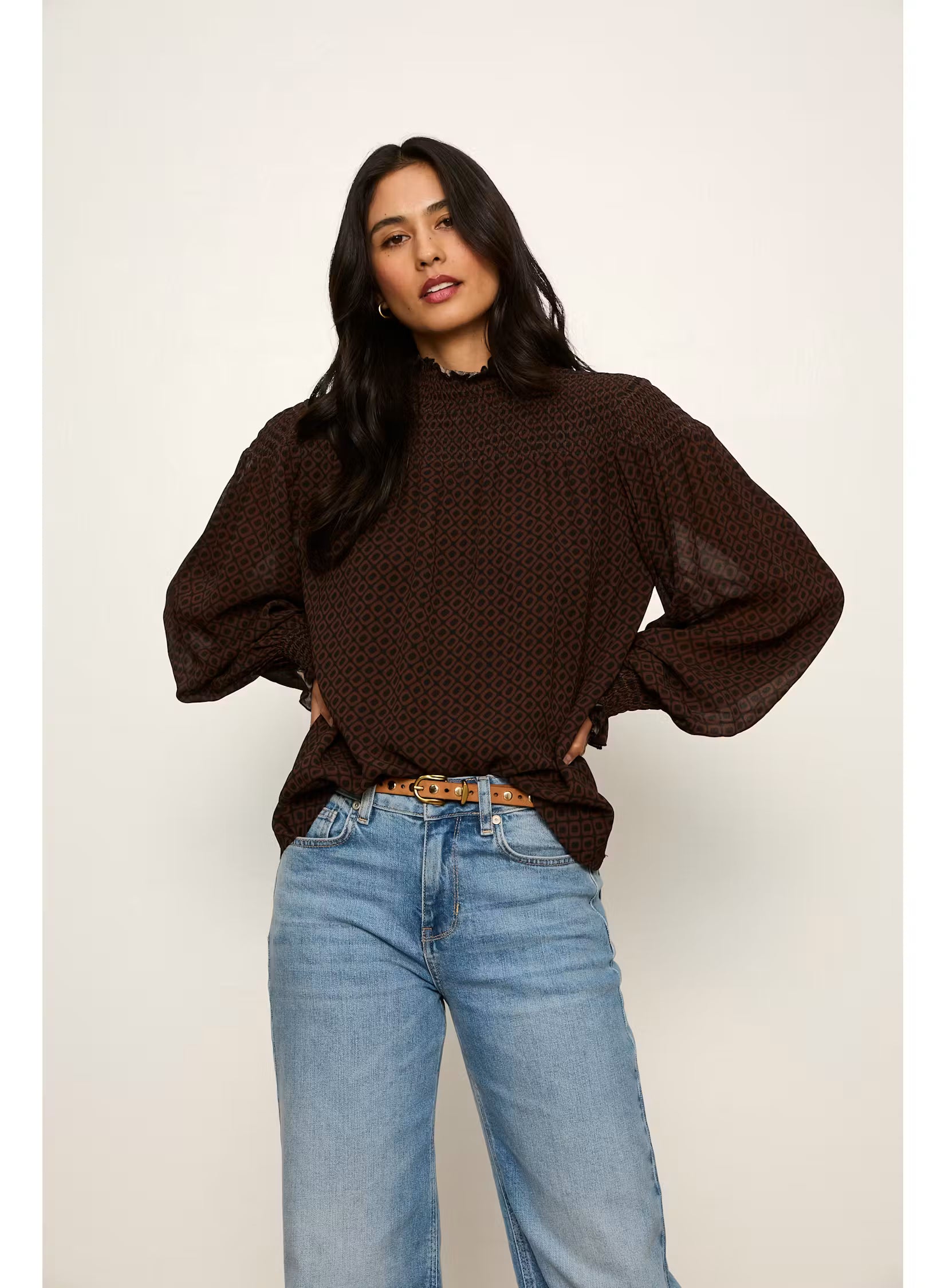 Ellie Smocked Popover