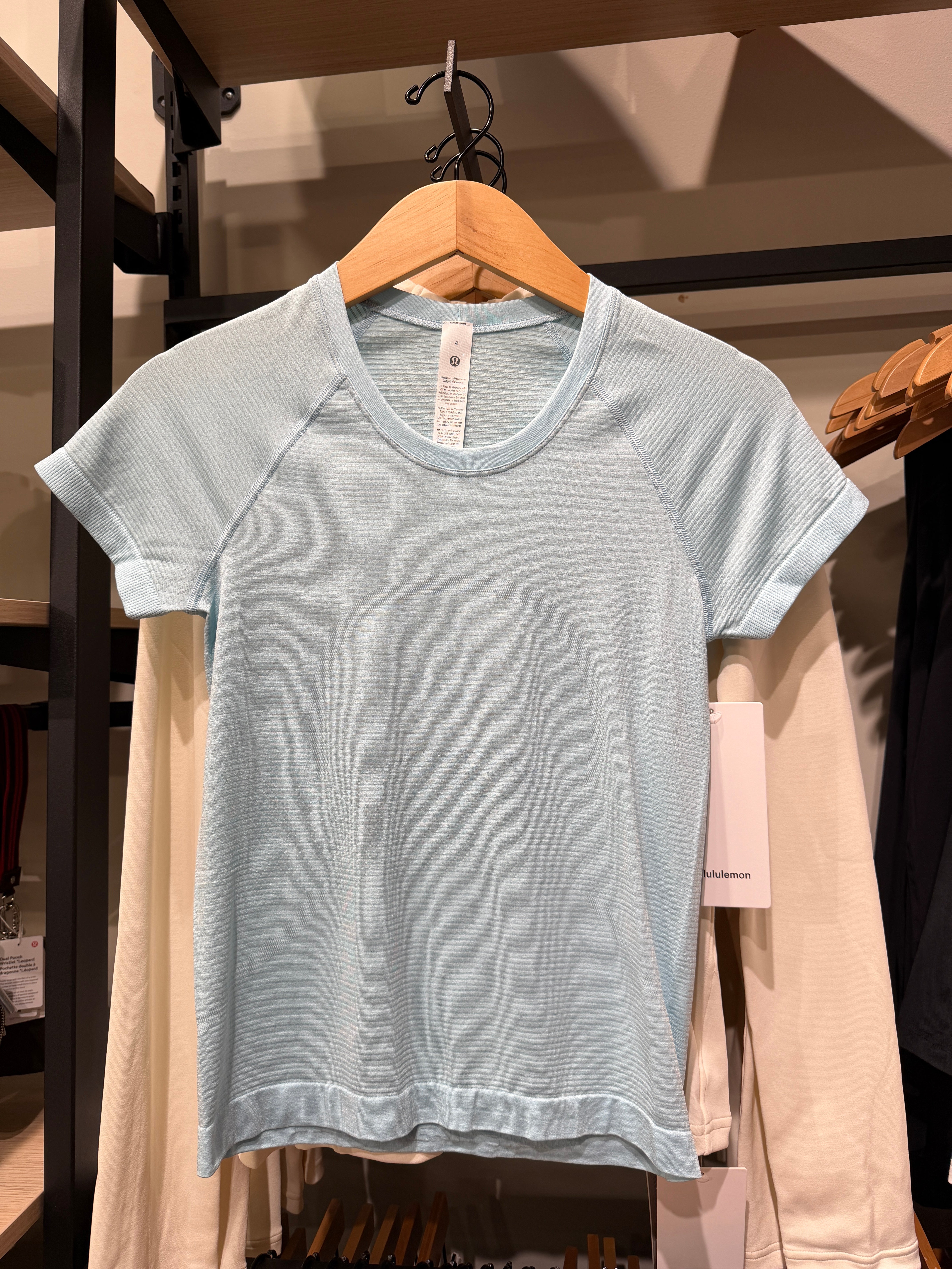 Swiftly Tech Short Sleeve Shirt 2.0 *Waist Length