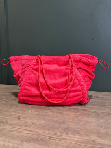 lululemon accessories bag Unisex Convertible Ruched Crossbody 16L Clip a carabiner or your favourite accessories to the front D The Lululemon Belt Bag Was