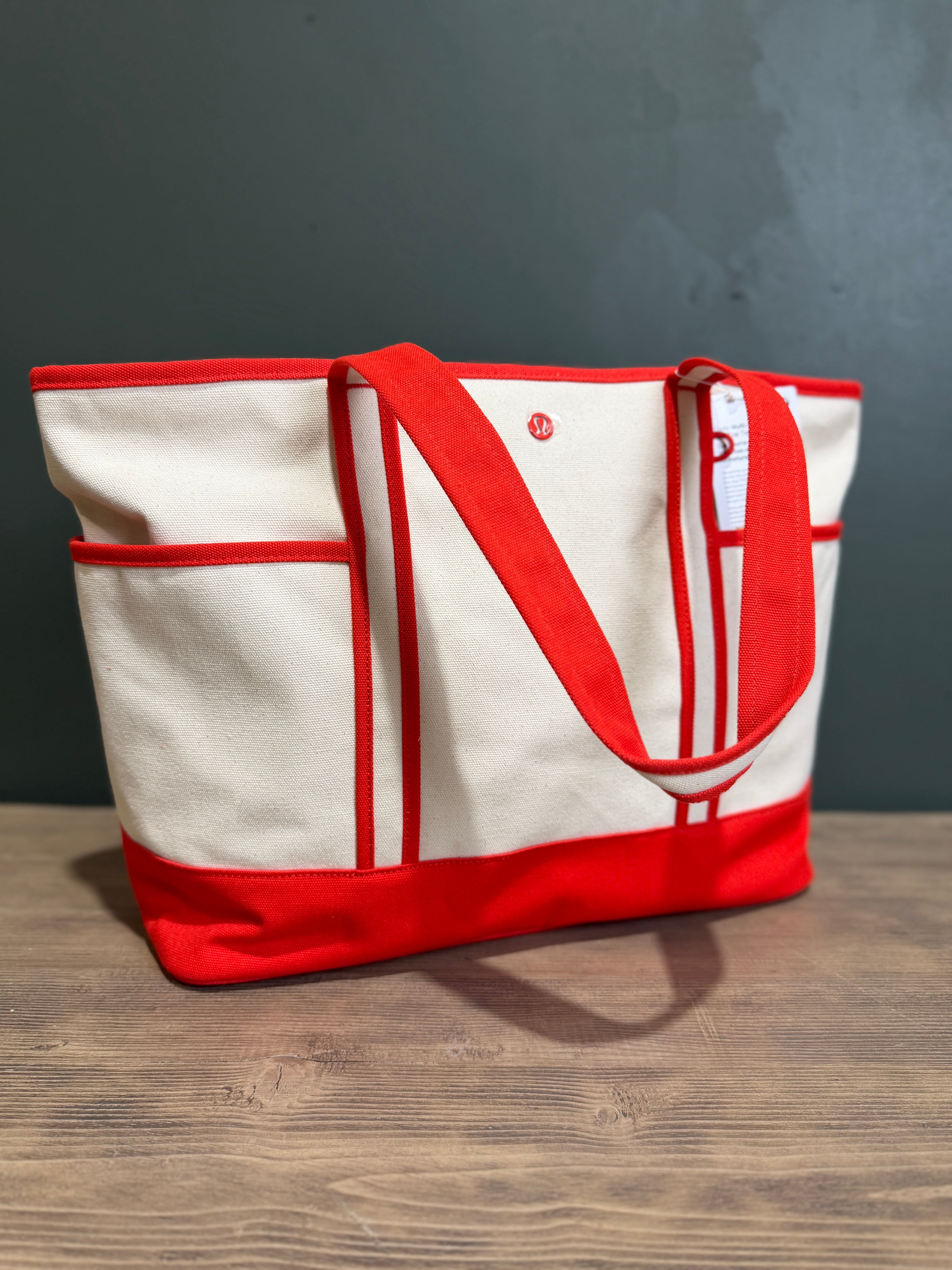 Daily Multi Pocket Zip Top Tote Bag 18L