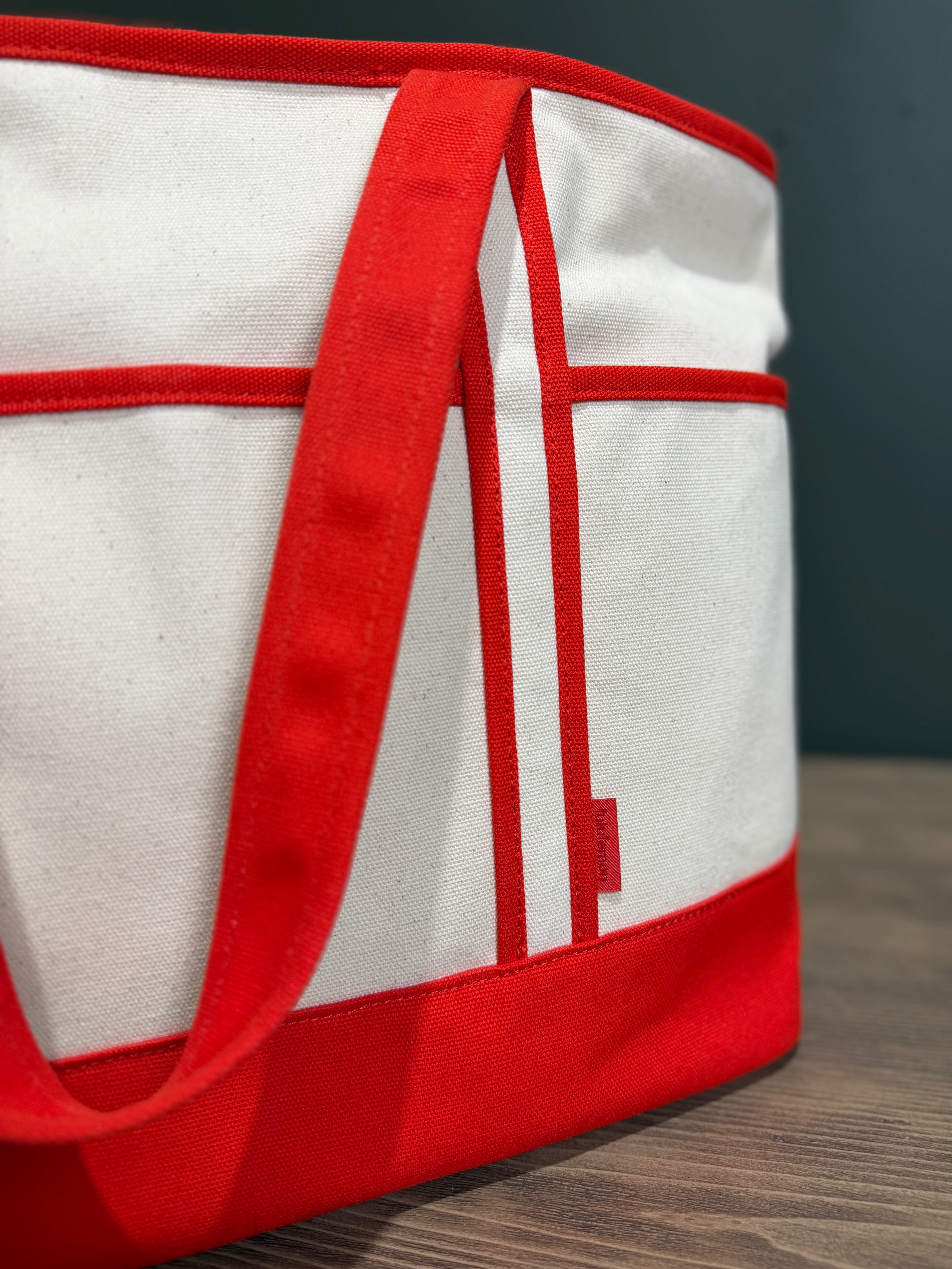 Daily Multi Pocket Zip Top Tote Bag 18L