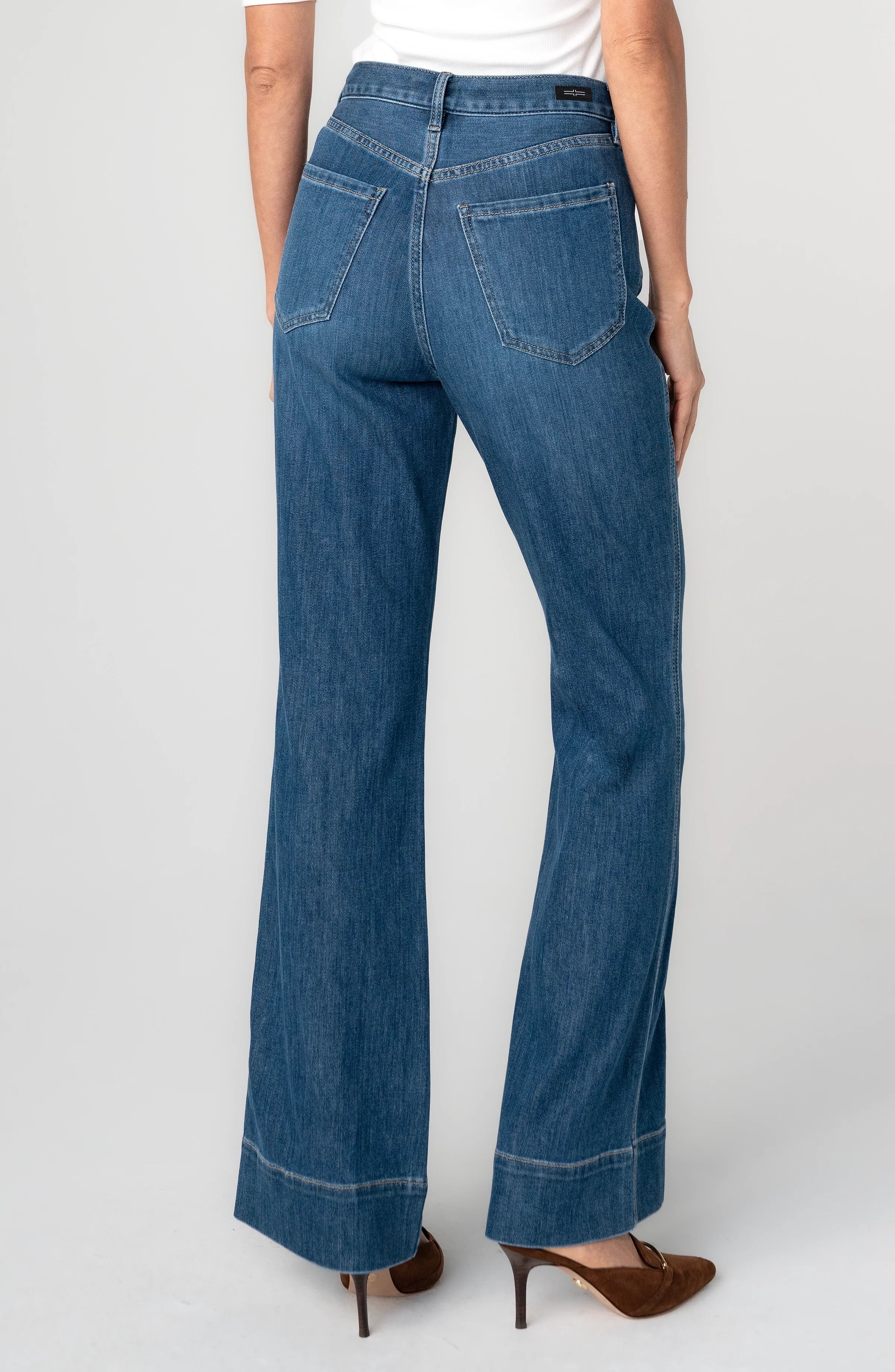 Relaxed HR Seamed Bootcut 30" ins