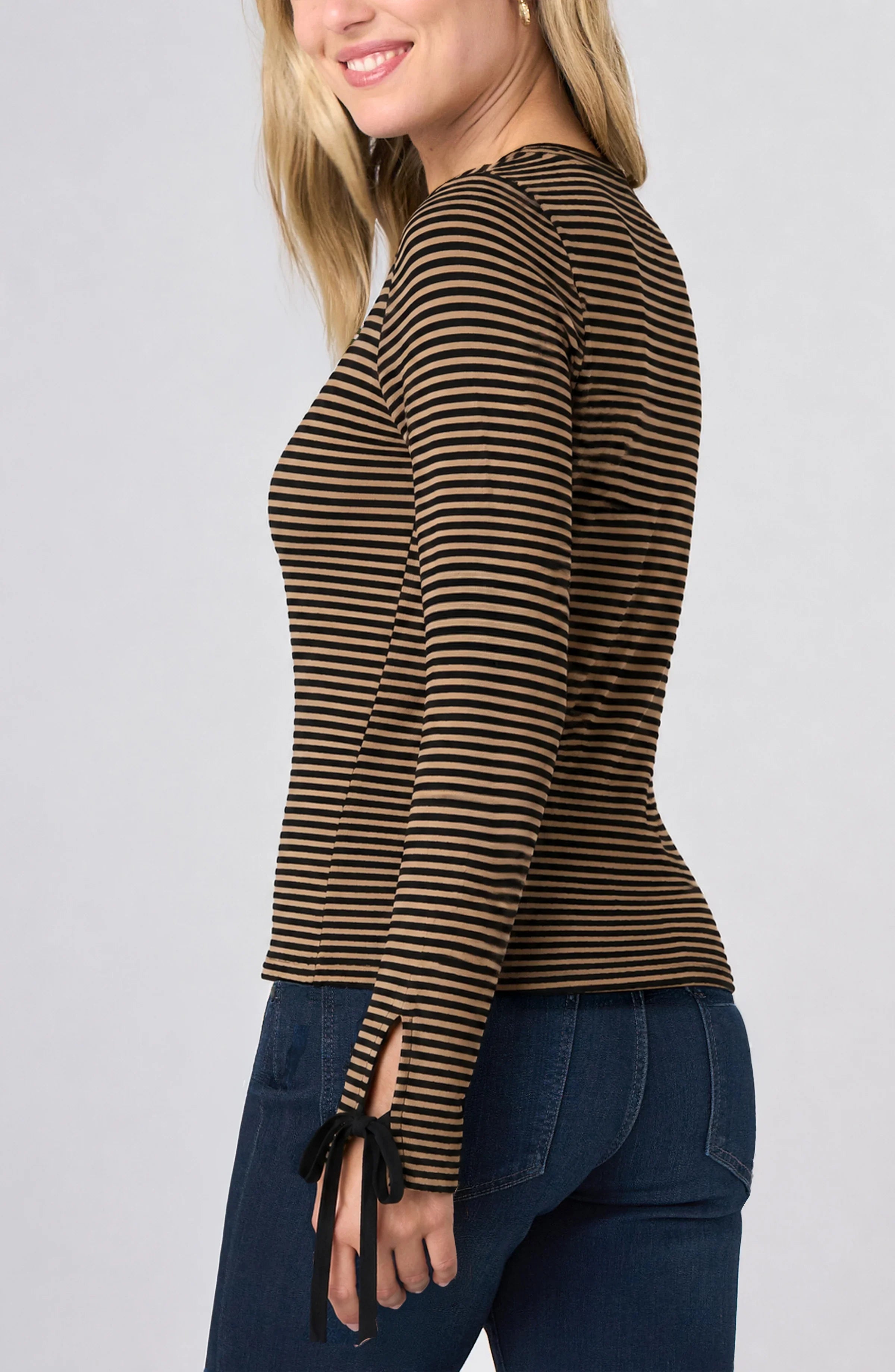 LS V Neck Knit Top w/ Ties