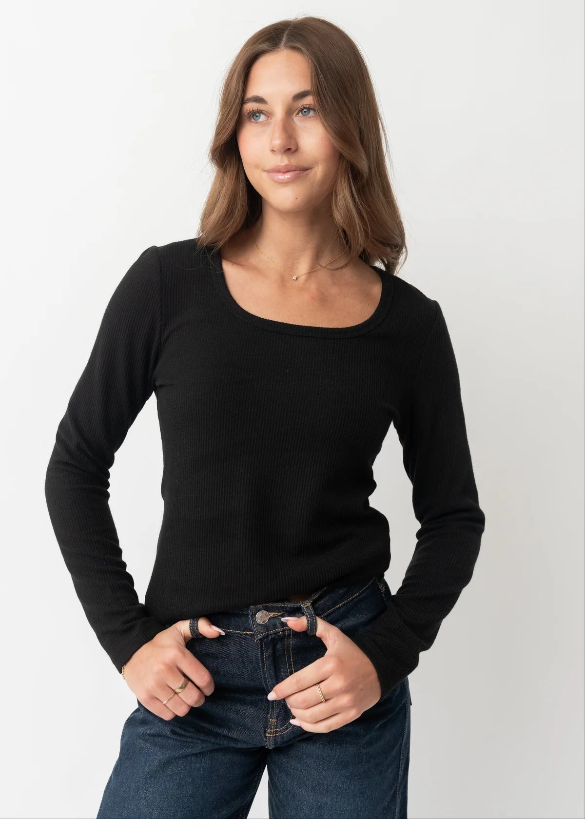 Long Sleeve Scoop Tee