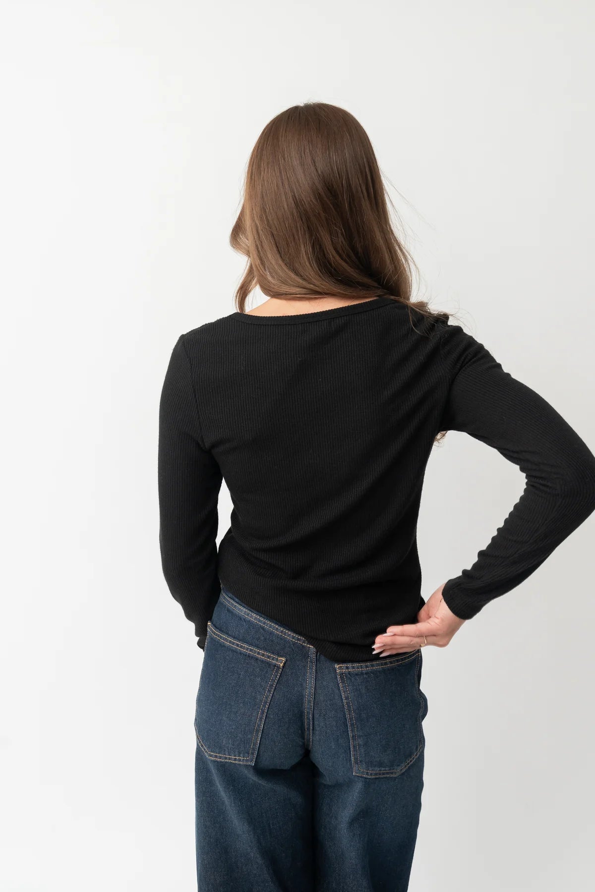 Long Sleeve Scoop Tee