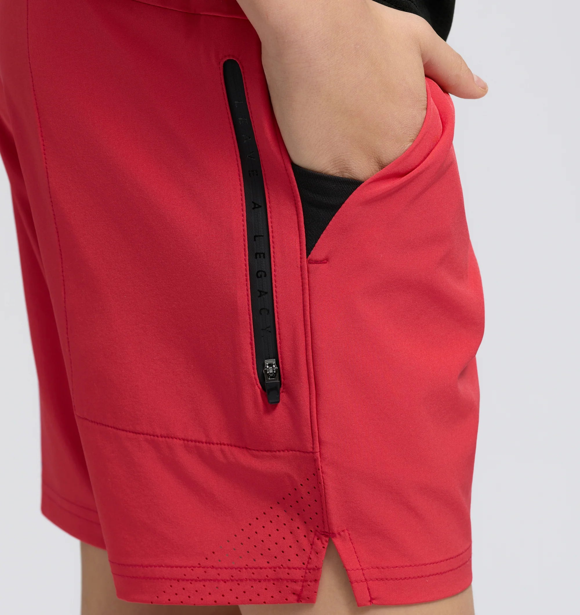 Youth Stride Short 7.5"