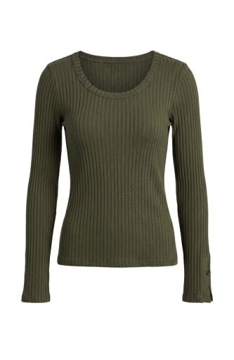 LS Scoop Neck Knit Top