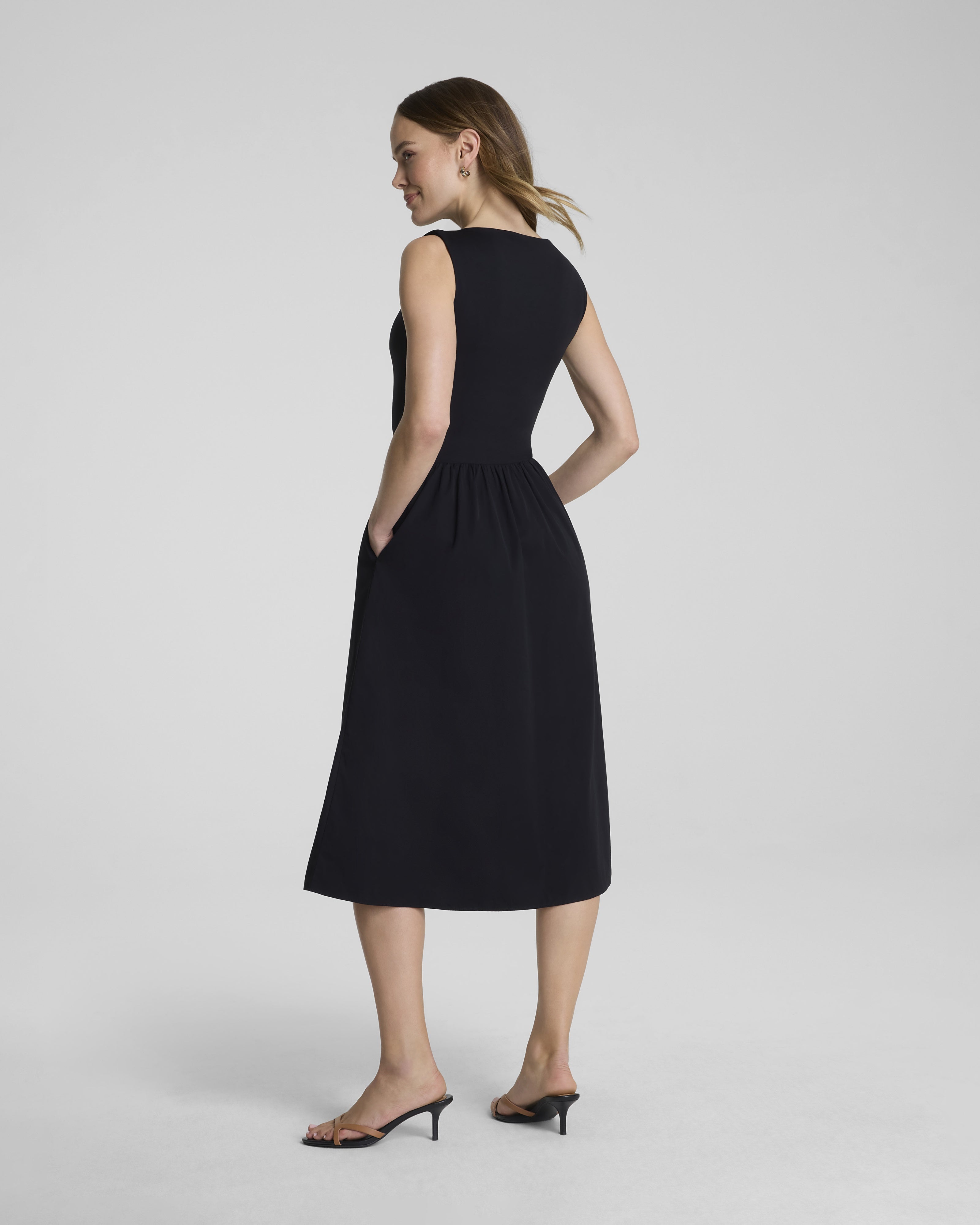 Spanxsmooth™ Jersey High Neck Midi Dress