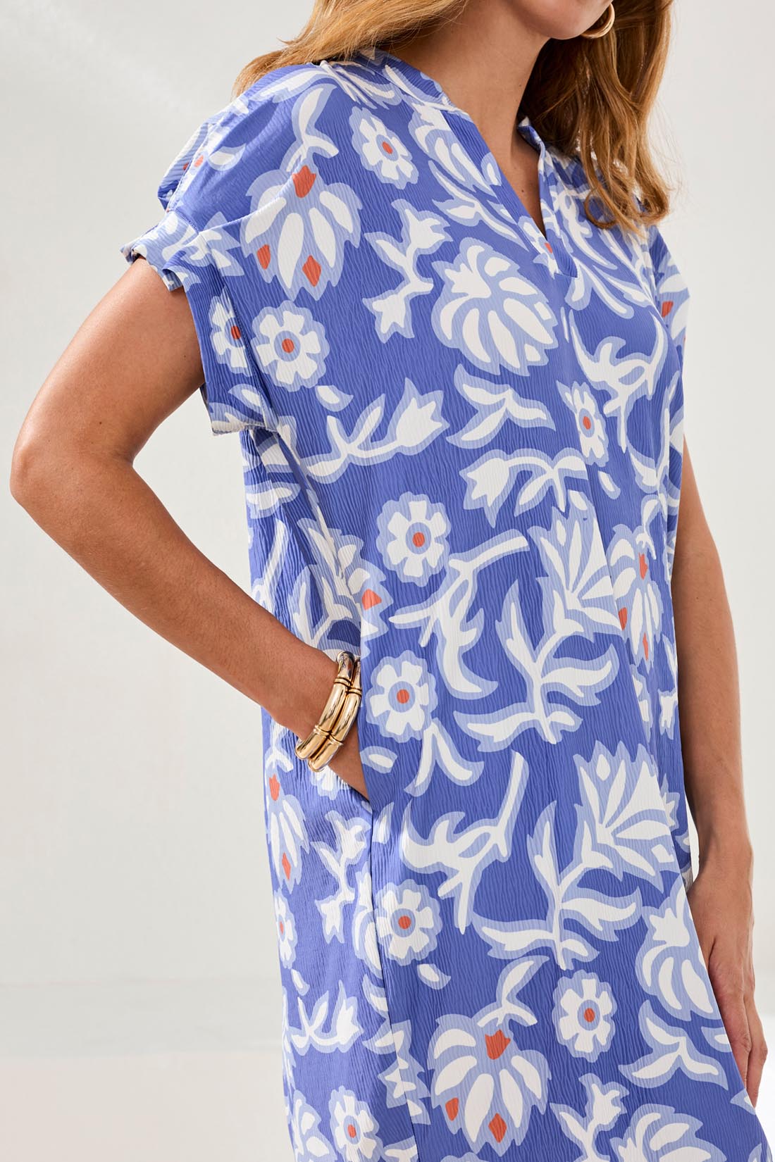 Knit Dress w/Sleeve Detail