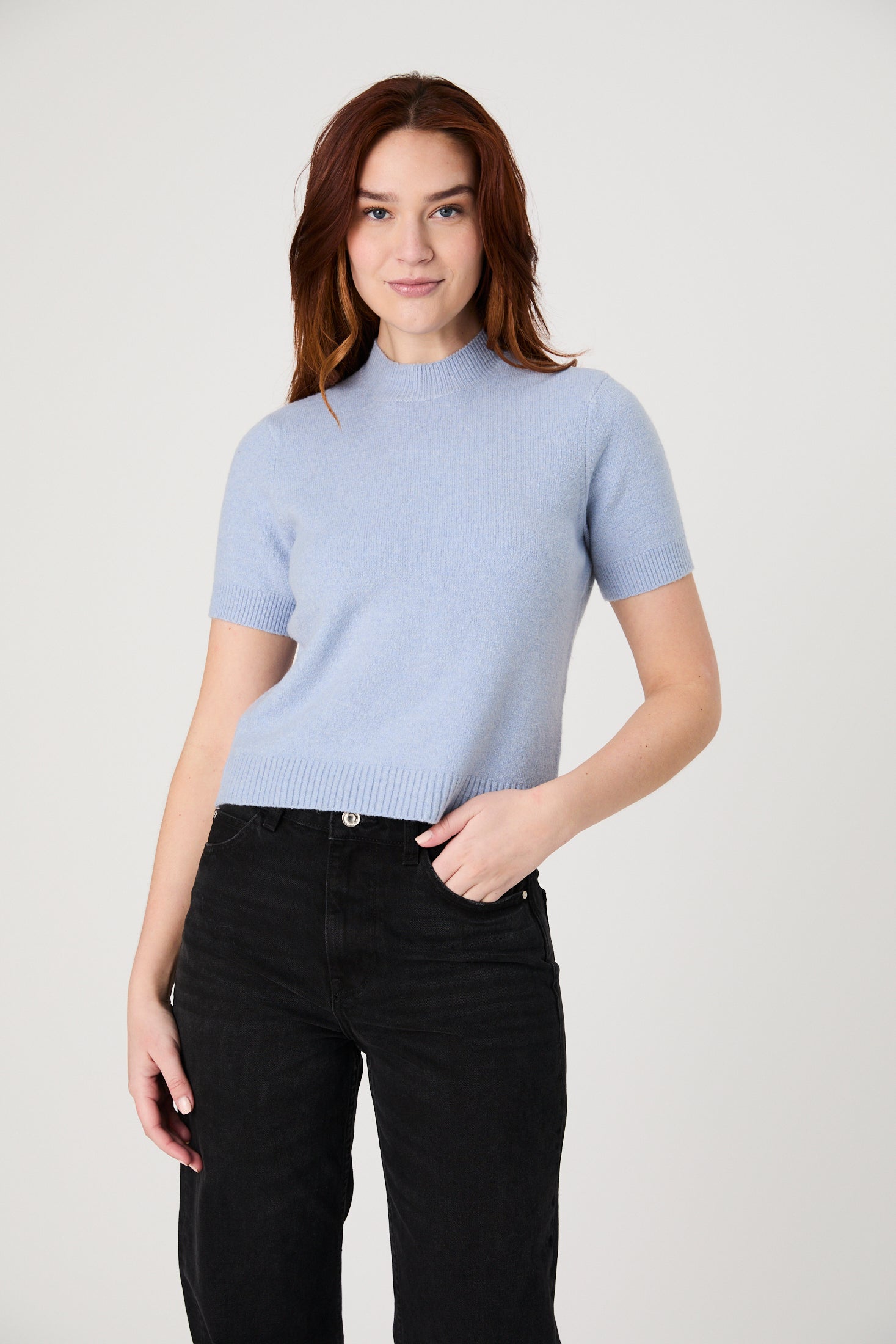 Vhari Knit Mock Neck SS Top