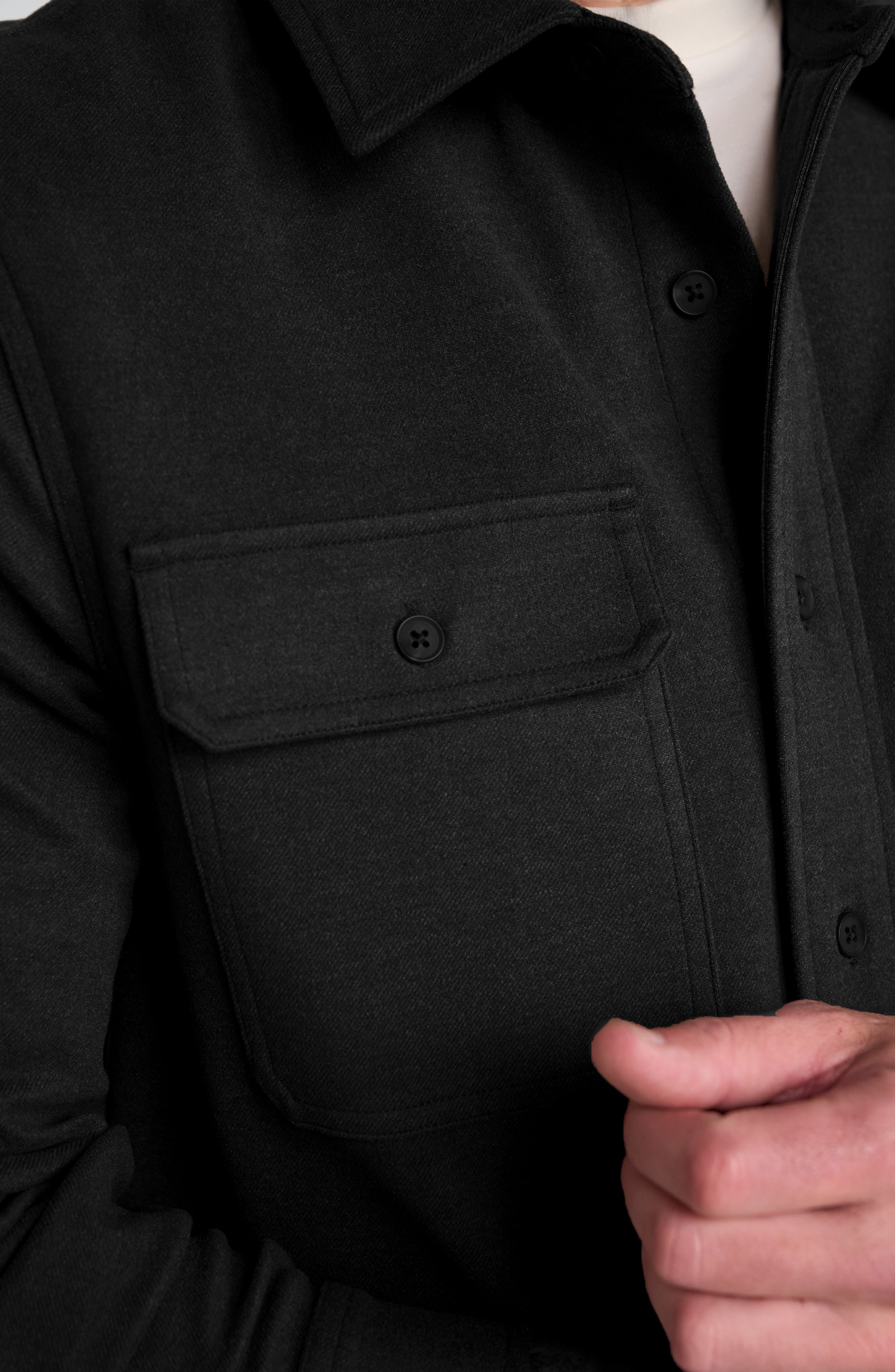 Men's Knit L/S Button Up Shirt w/ Flap Pockets