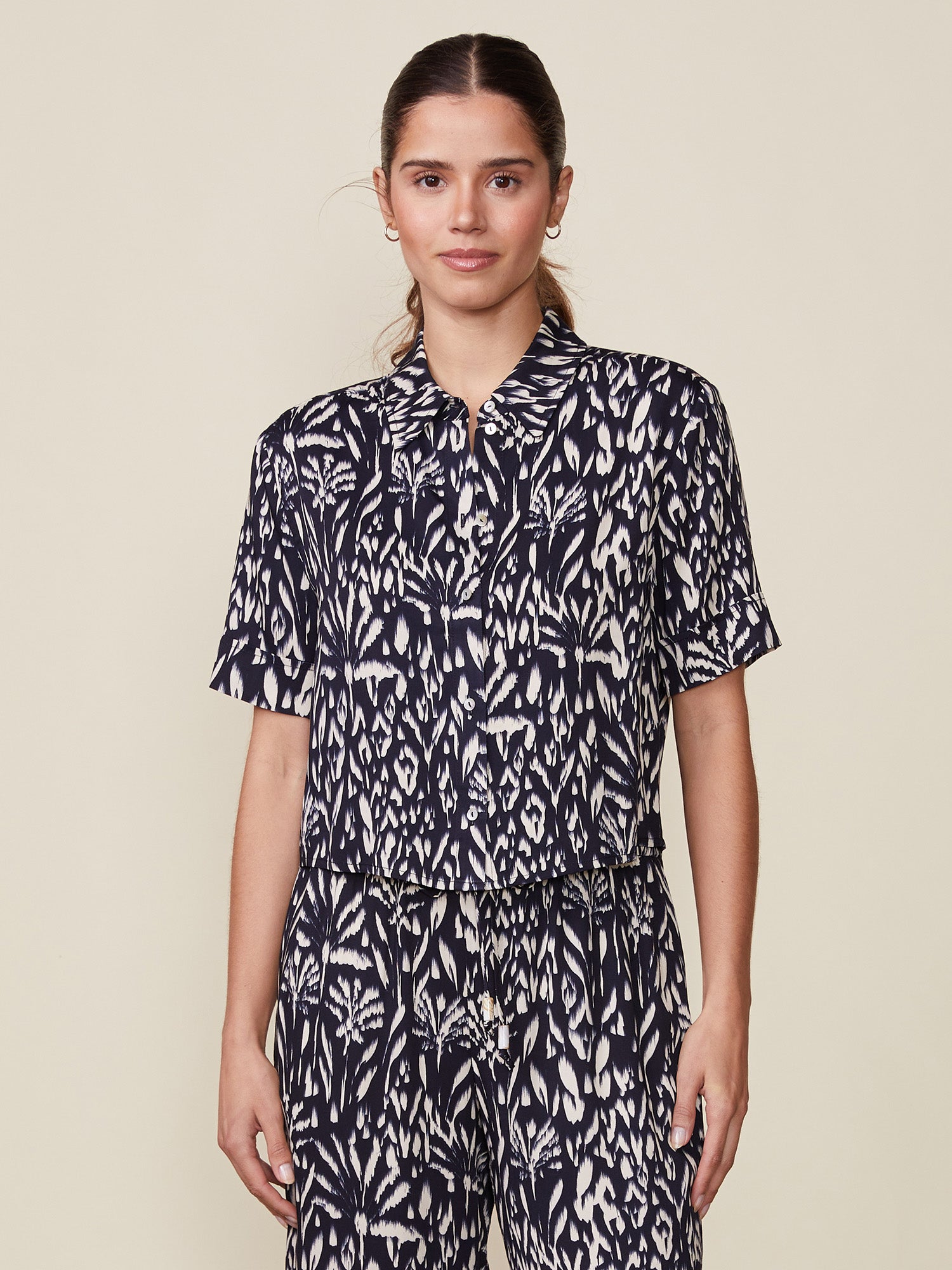 Printed Cropped Button-Up Top
