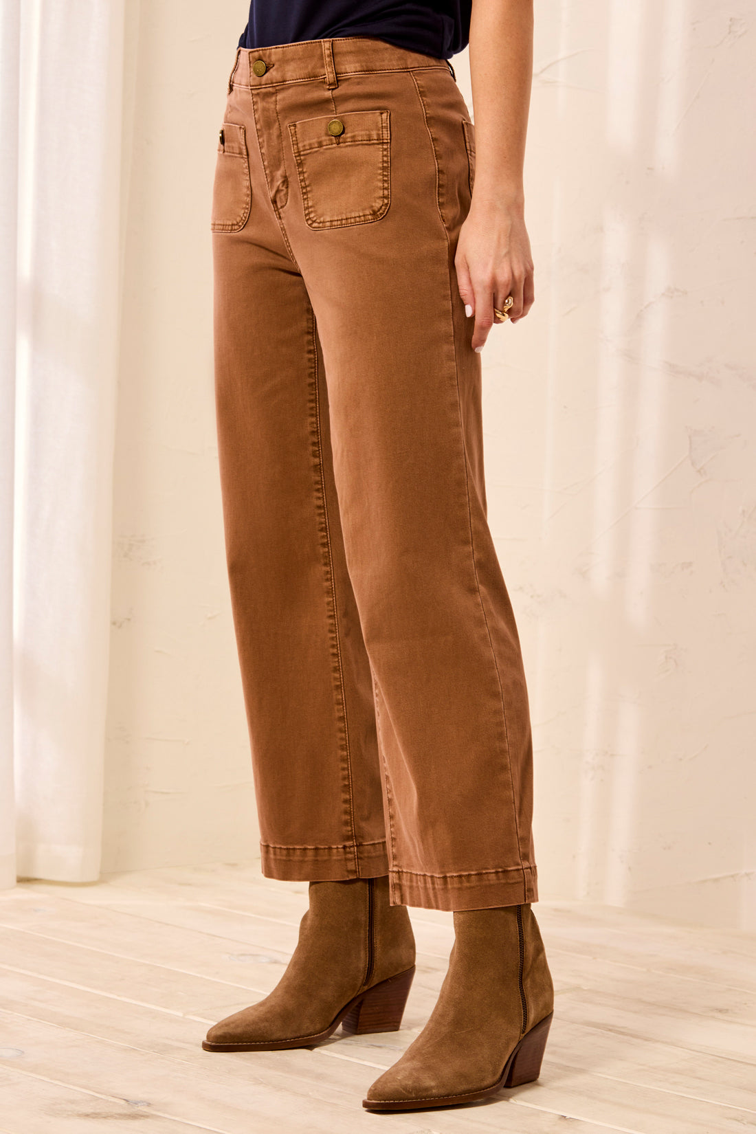 Sophia Curvy Super Straight Ankle Denim