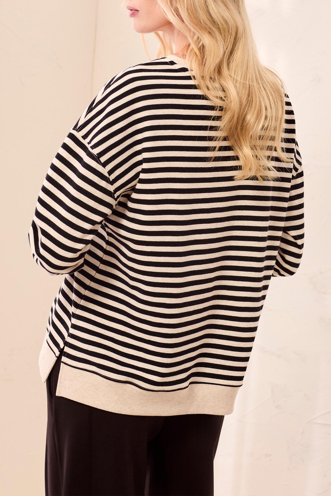 L/S Crew Neck Top w/Combo