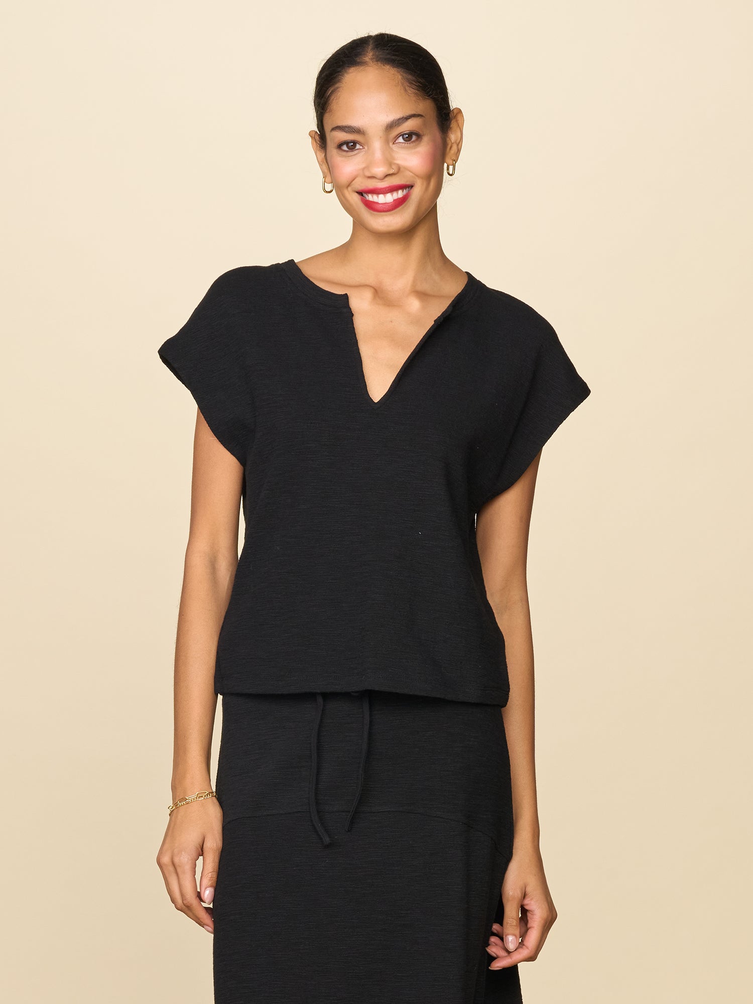 Notch Textured Knit Top