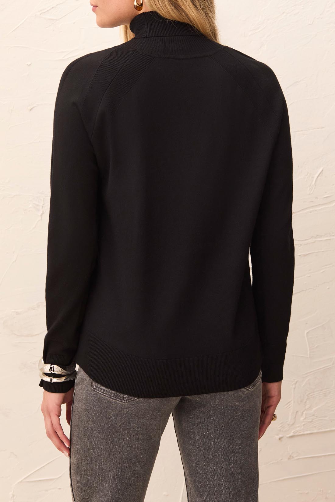 L/S TURTLE NK SWEATER-BLACK