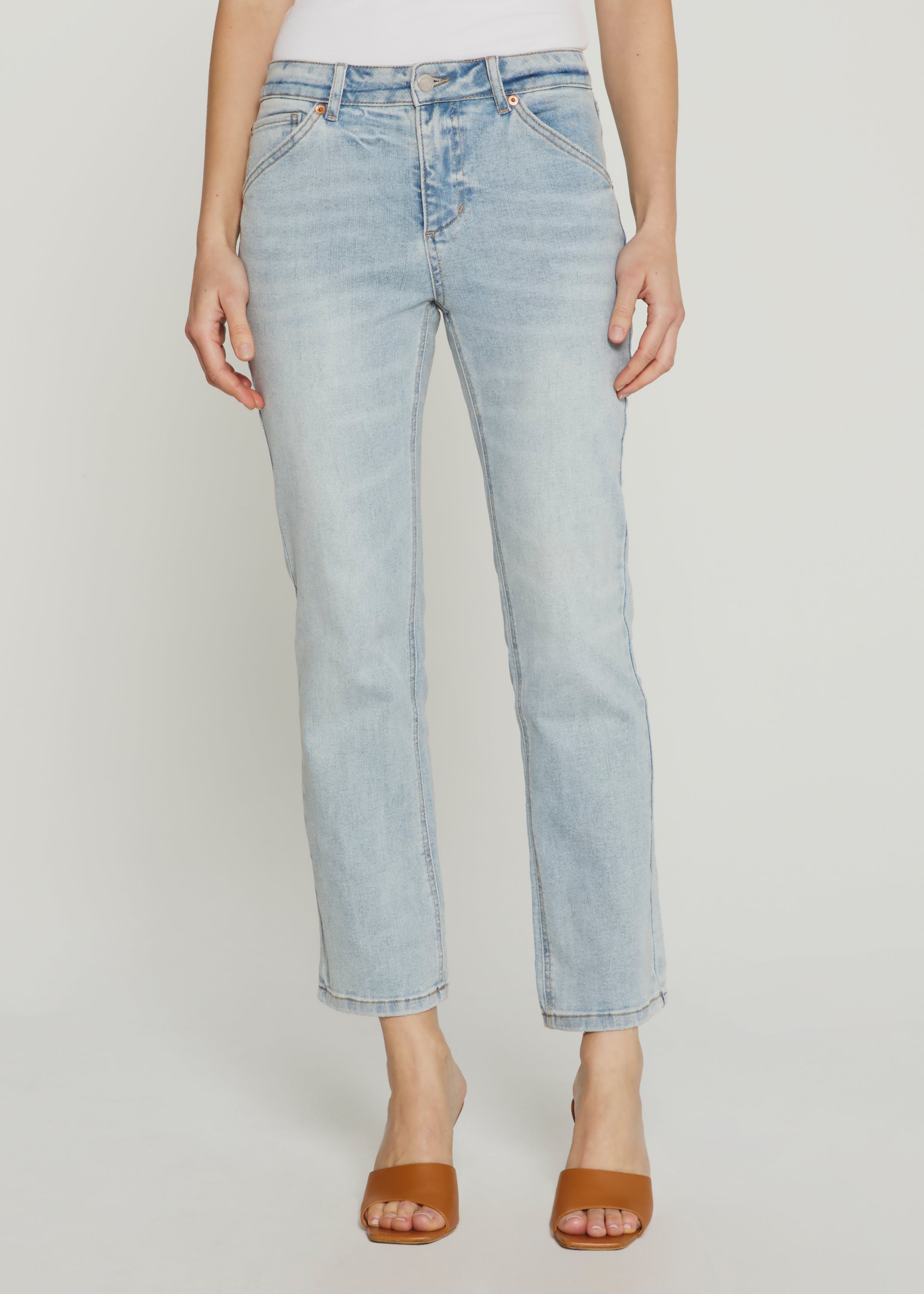 Leighton Straight Leg Jean