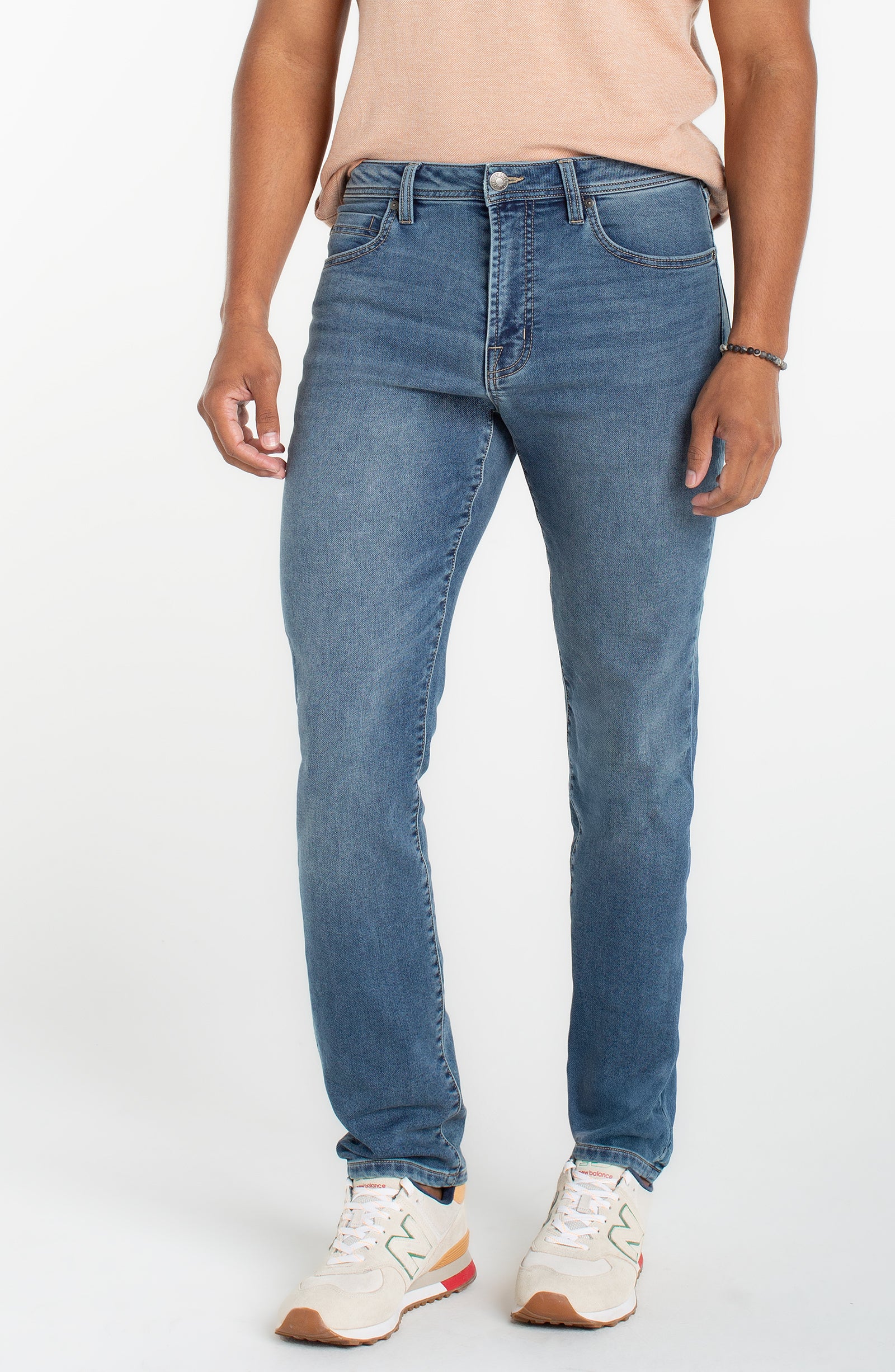 Kingston Modern Straight 32 in