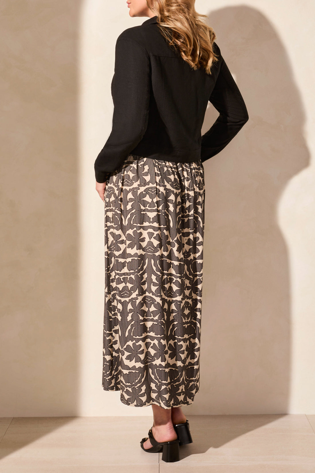 L/S Button Front Jacket W/ Chest Pockets