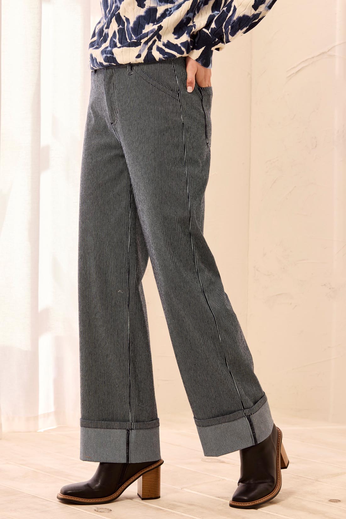Fly Front Ankle Pant w/Wide Cuffs